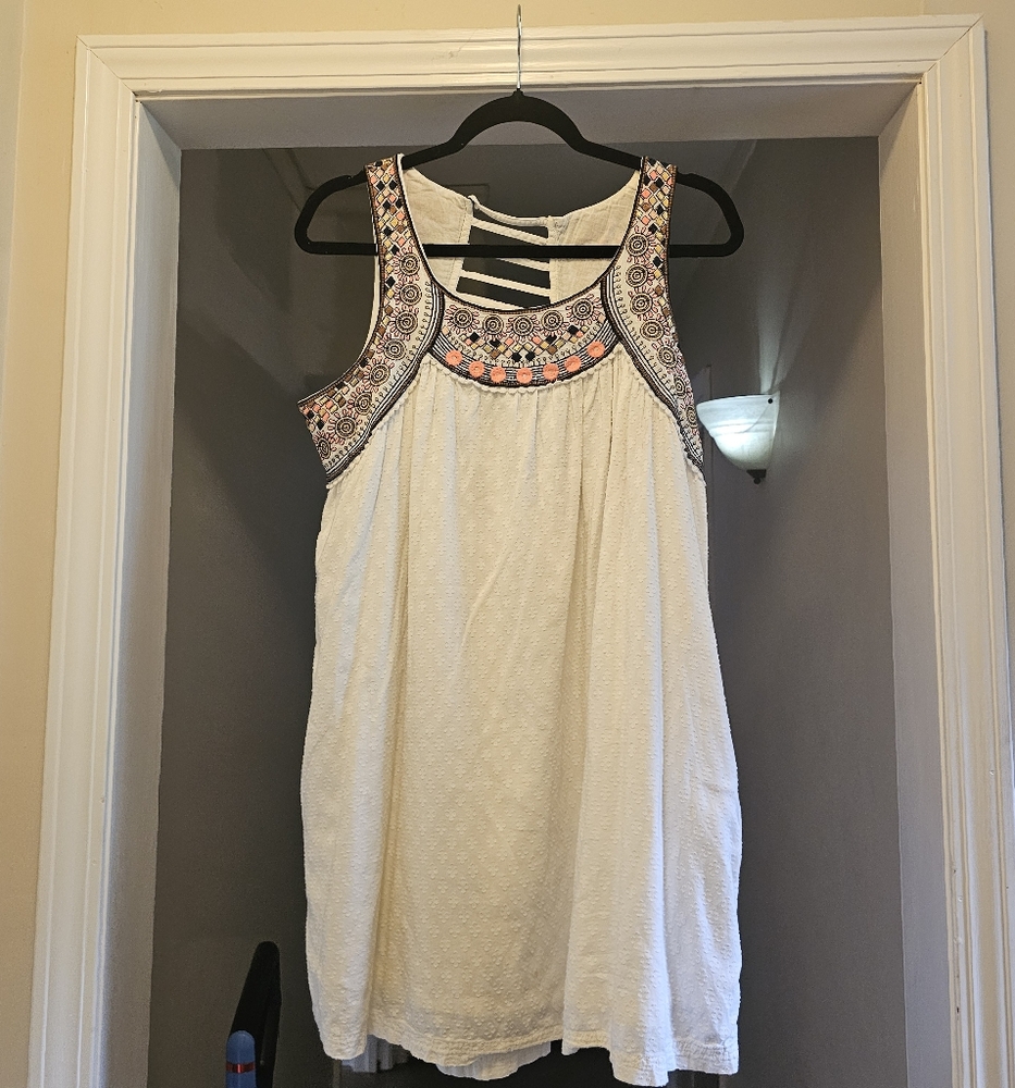 Anthropologie White Sleeveless Embellished Tank Top